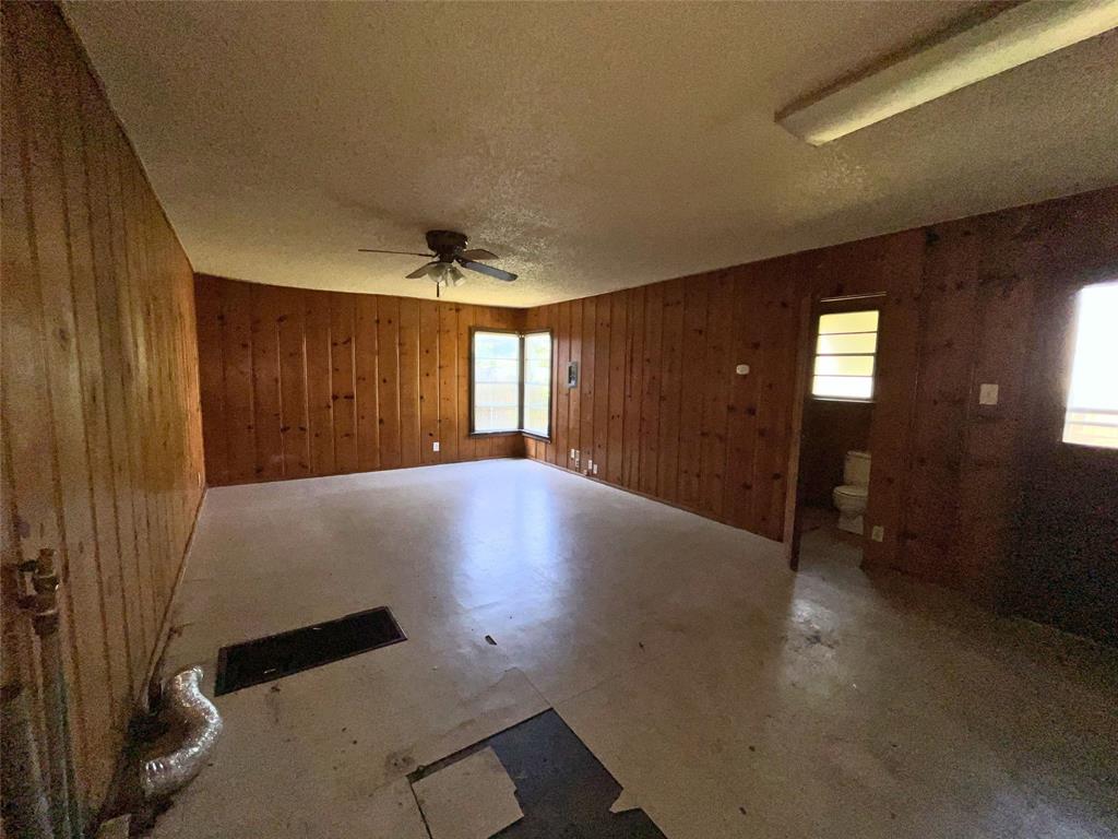Walkers Add - Residential