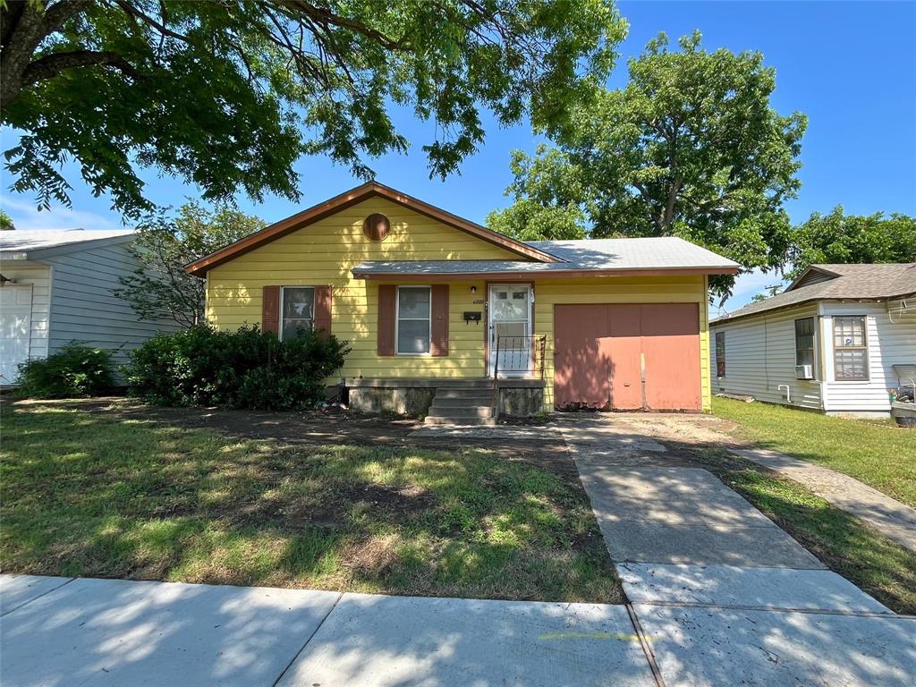 Great investment opportunity. Location, Location, Location. 3 Bedroom, 1.5 bath house siting on nice lot in well-established neighborhood in Fort Worth. This property needs TLC to shine again. House is being sold AS-IS. Lots of potential. 1 car garage attached. Big back yard with vehicles access. Easy access to freeways I-20, I-35W , 5 min from TCU. Close to schools, Rosemont Park, Shopping, Restaurants. Don't miss out on owning this fabulous home.