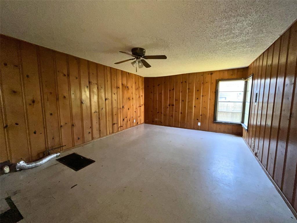 Walkers Add - Residential