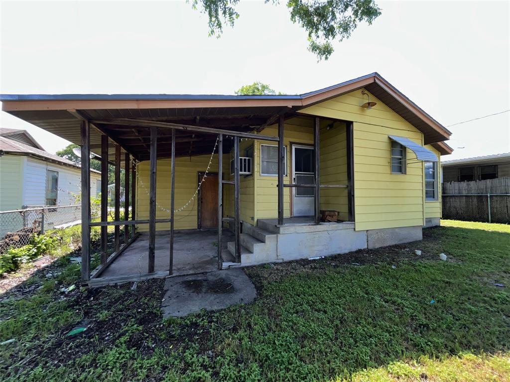 Walkers Add - Residential