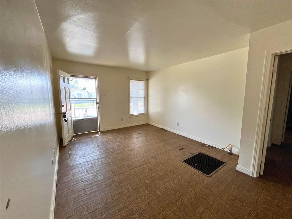 Walkers Add - Residential