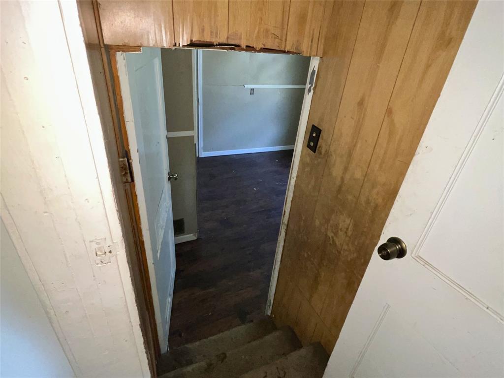 Walkers Add - Residential
