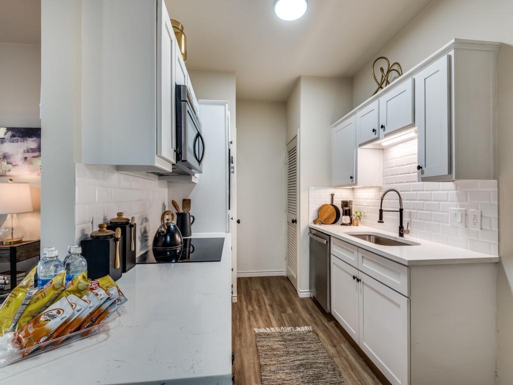 Cantor Park Condo - Residential