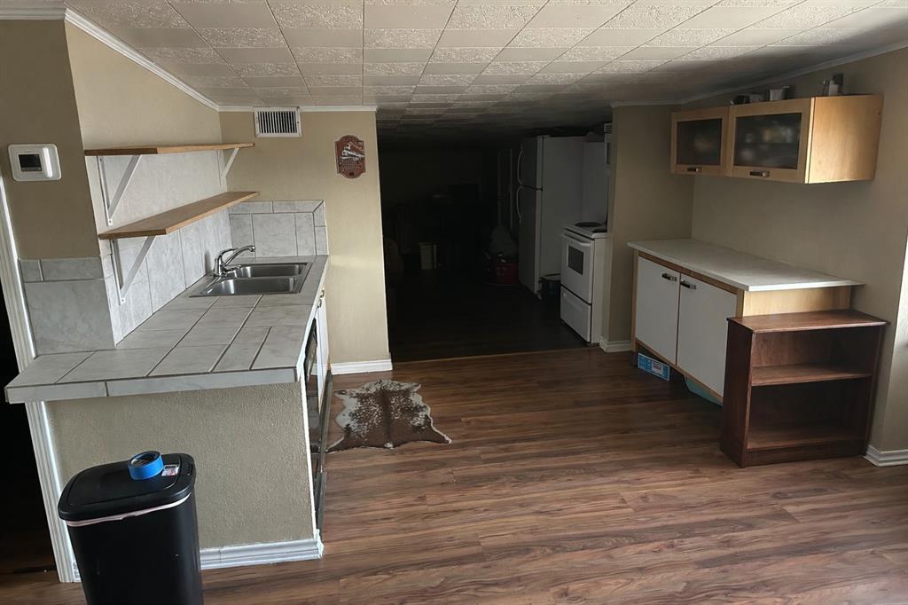 Hicks Airfield - Commercial Sale