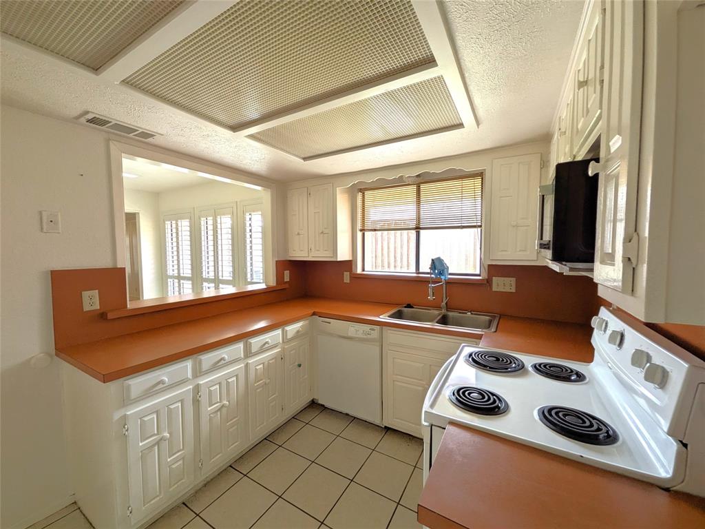 Parker Road Estates West 2w Second Sec - Residential
