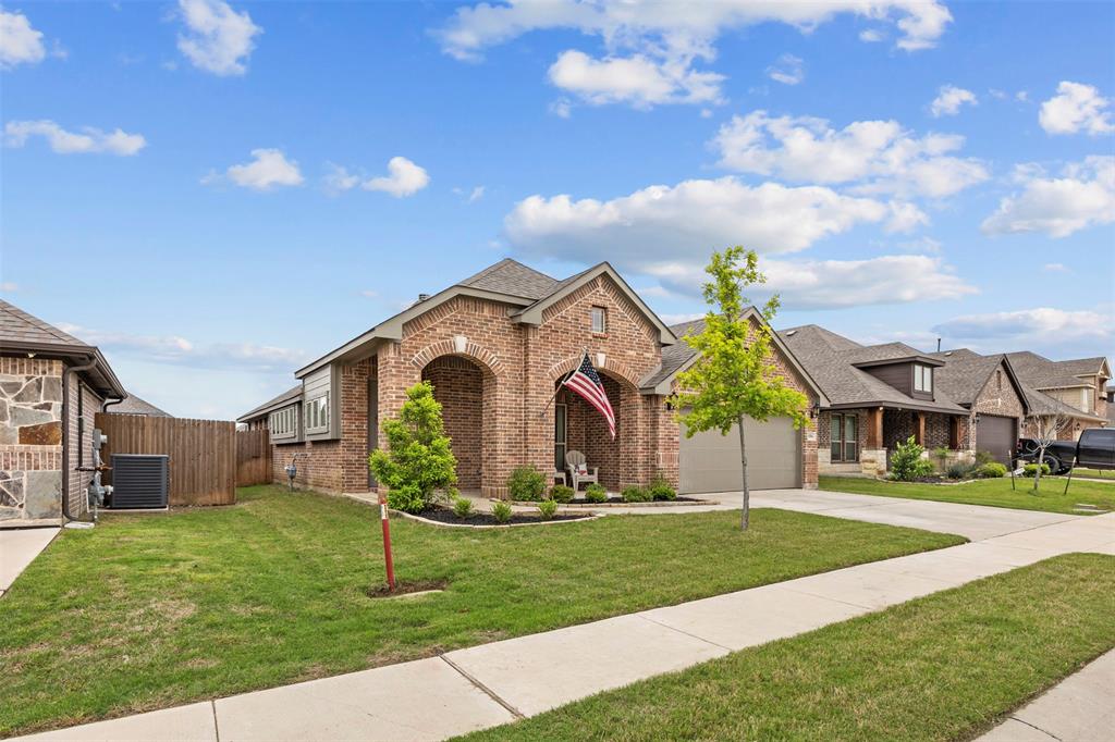 Eagle Glen - Residential