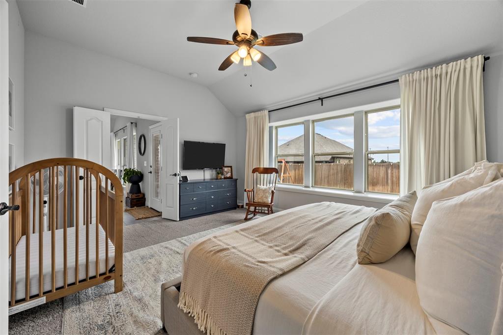 Eagle Glen - Residential