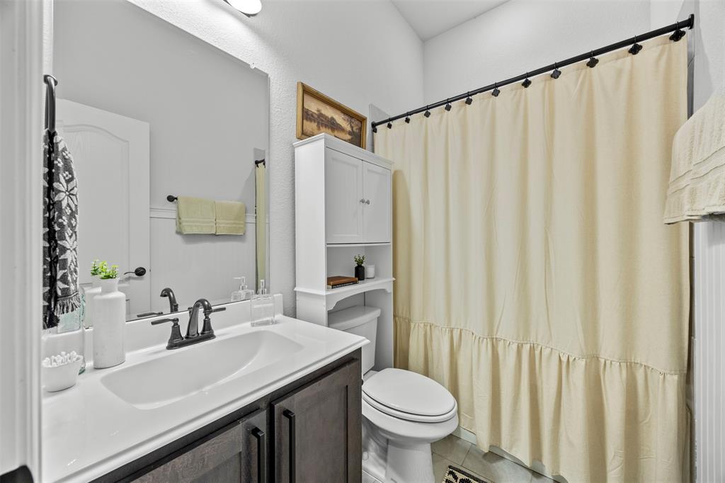 Eagle Glen - Residential