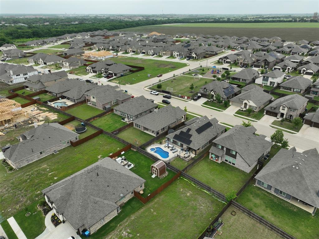 Eagle Glen - Residential