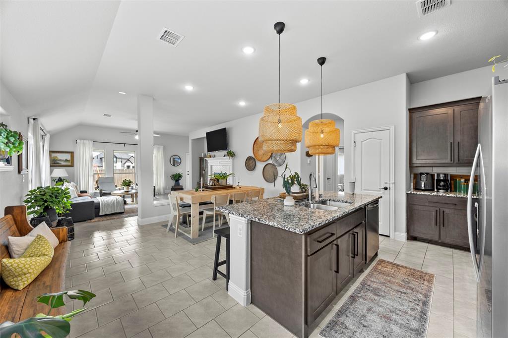 Eagle Glen - Residential