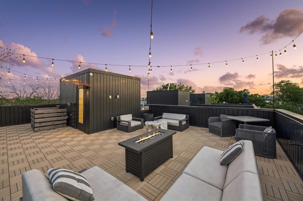 Dinsmore Court - Residential