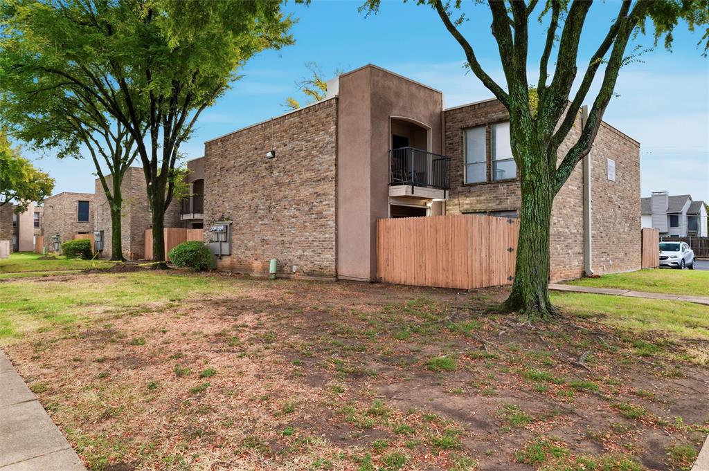 Woodhaven Condo - Residential