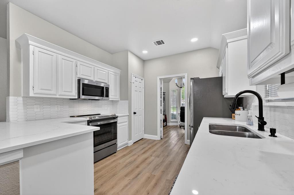 Whispering Oaks Estate Ph 1 - Residential