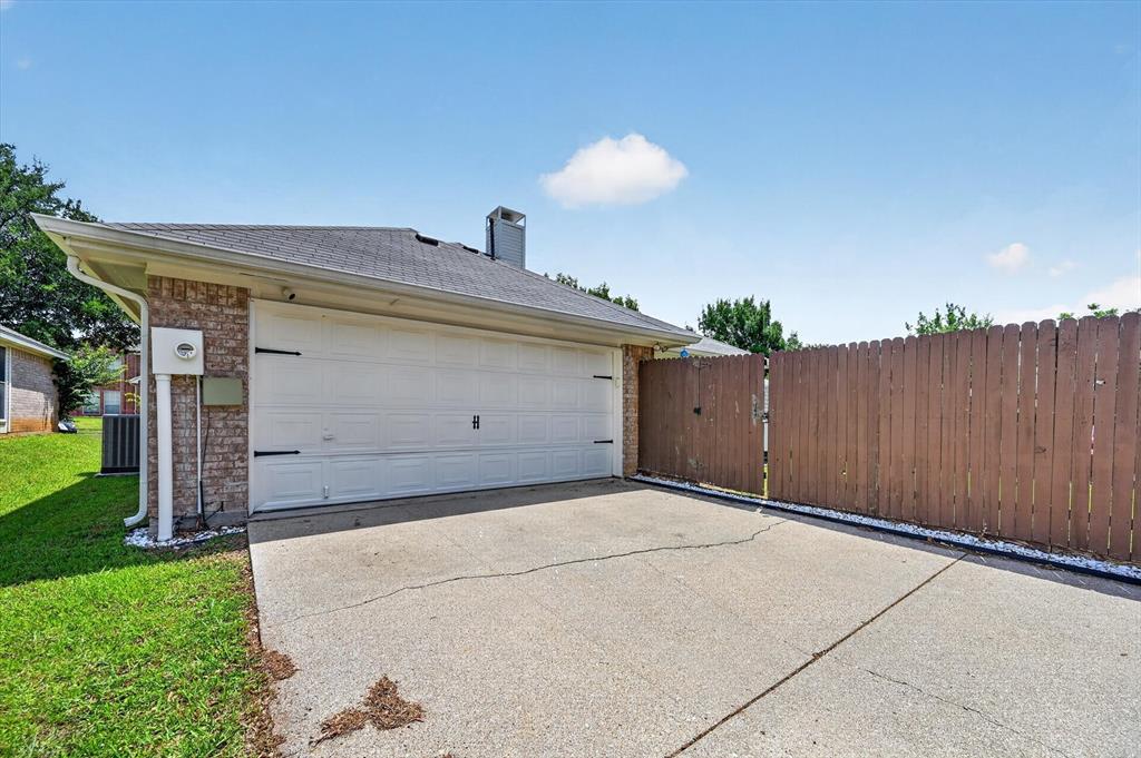 Whispering Oaks Estate Ph 1 - Residential