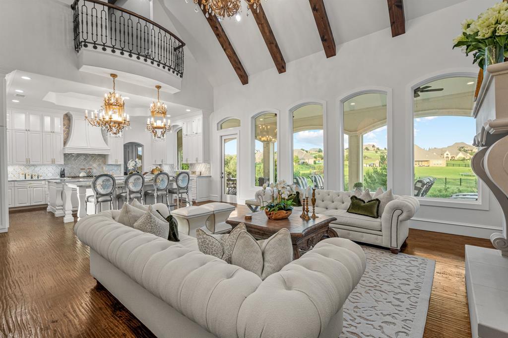 Bella Flora - Residential