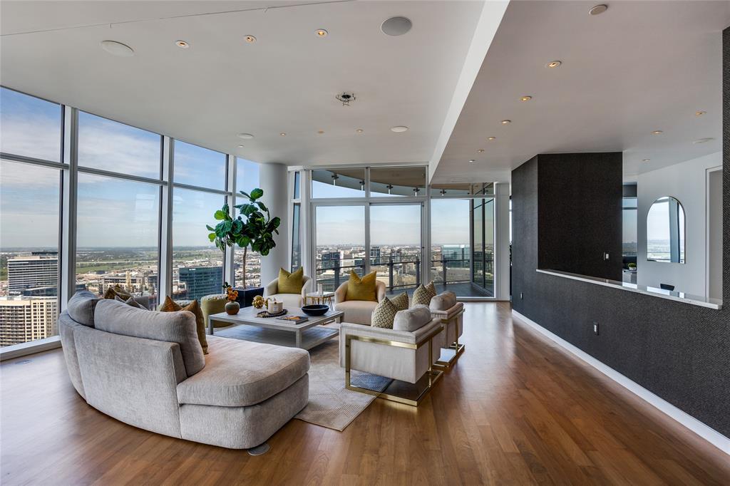 Museum Tower - Residential