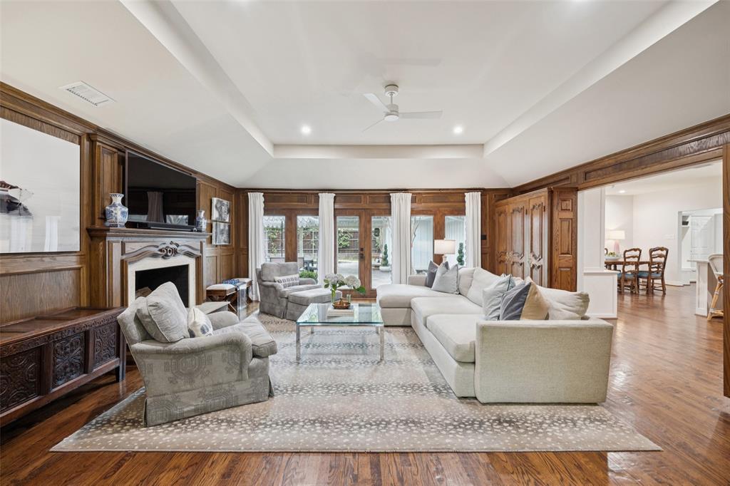 WINDSOR PARK REV 1ST - Residential