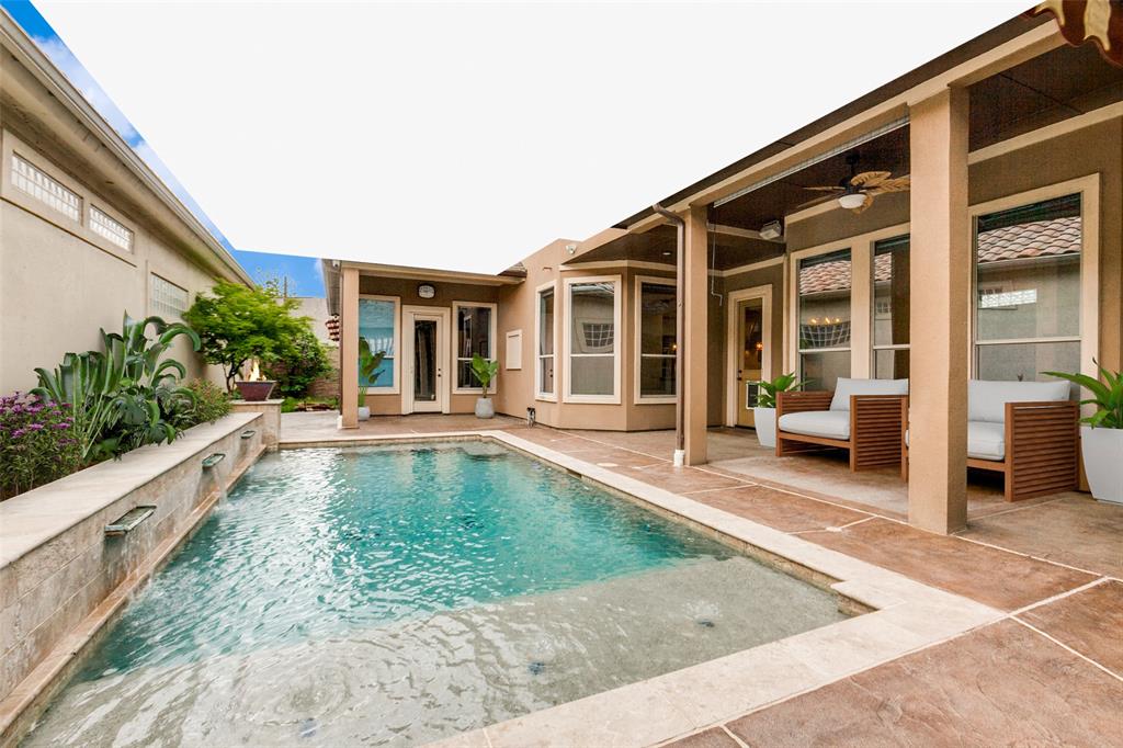 Courtyards - Residential