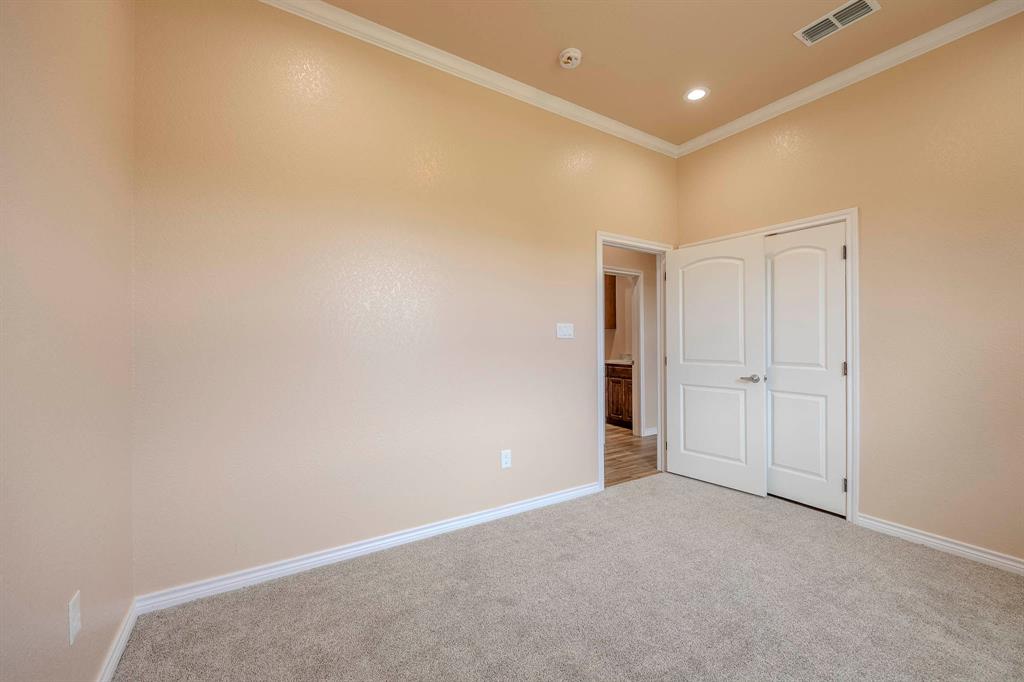 Oak Trail Shores Sec F - Residential