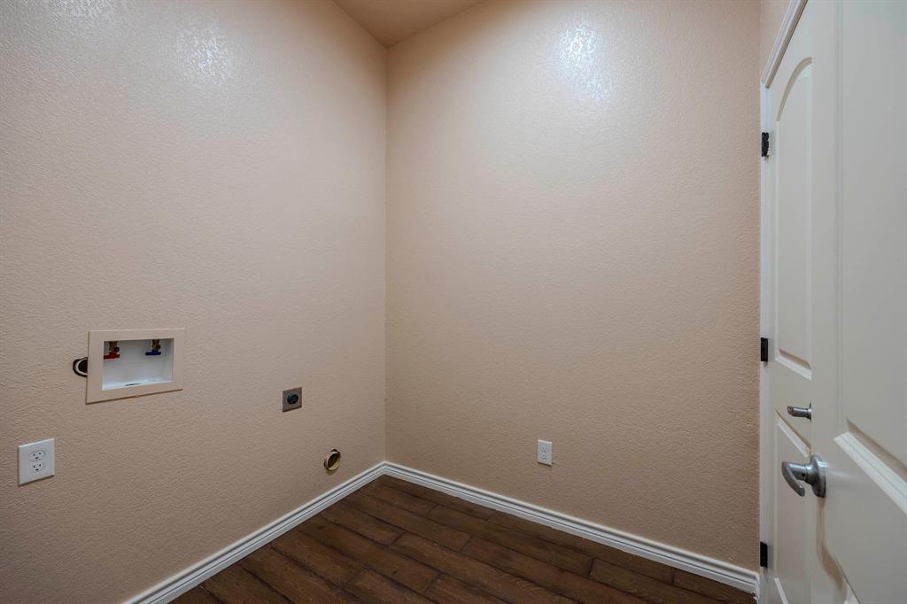 Oak Trail Shores Sec F - Residential