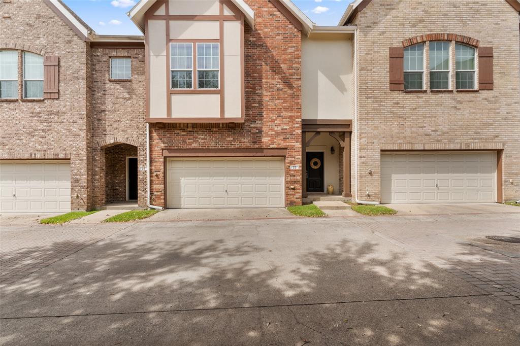 Stratford At Lakewood - Residential