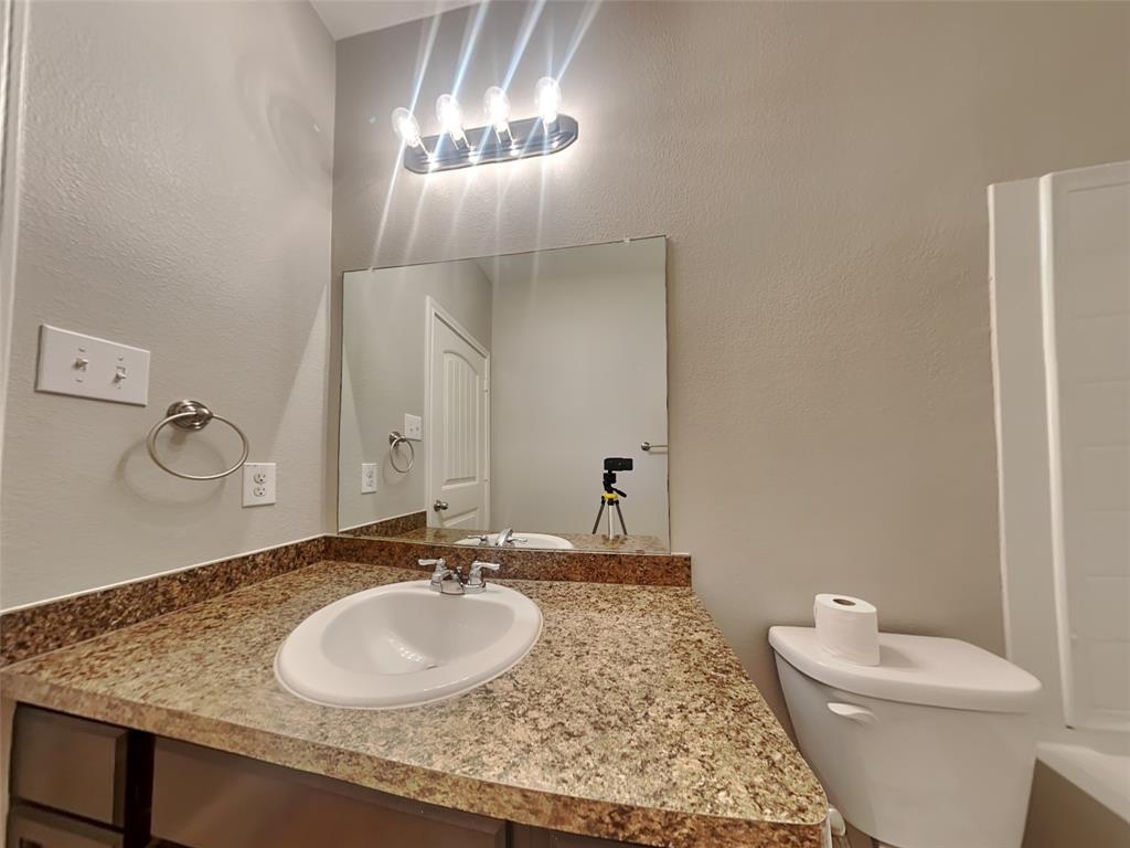 Ashwood Park Ph 2 - Residential Lease