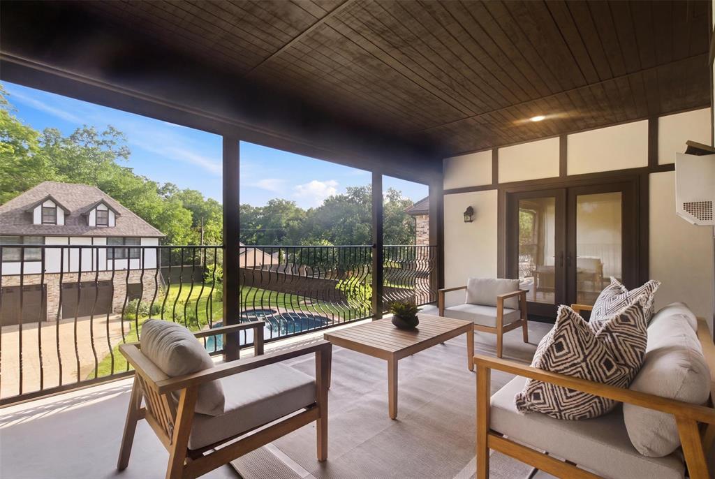 Country Club Estates - Residential