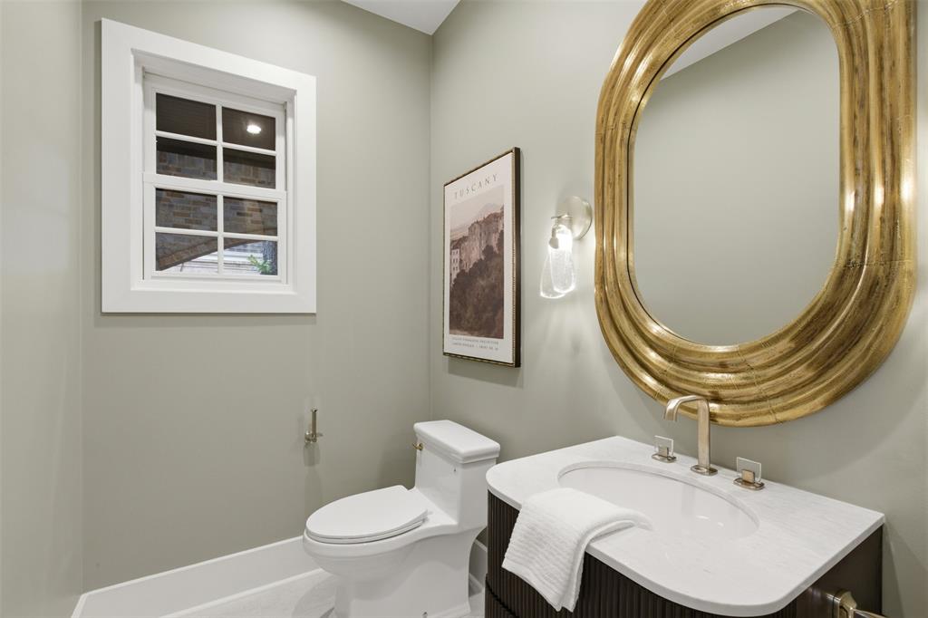 Country Club Estates - Residential