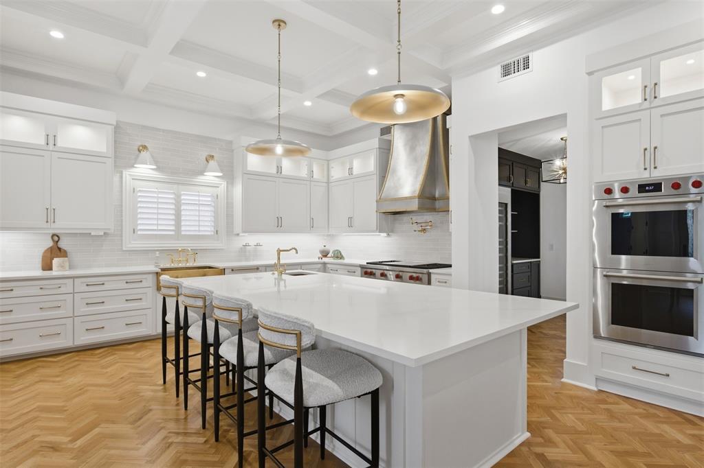 Country Club Estates - Residential