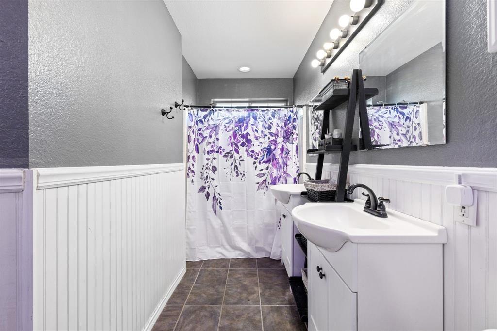 GILL JOHN P - Residential