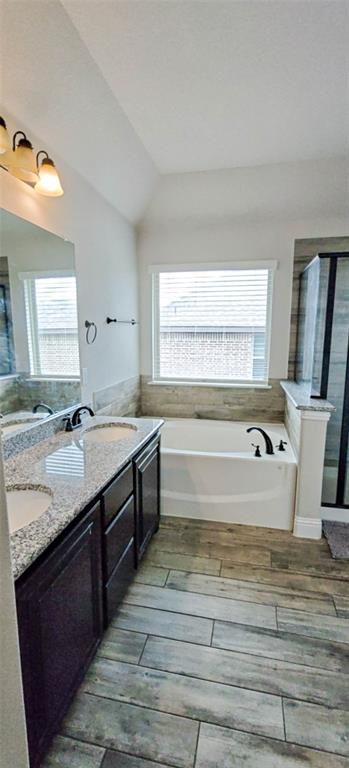 Live Oak Crk - Residential