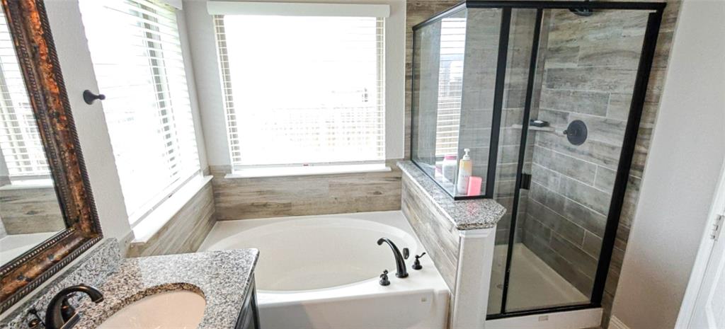 Live Oak Crk - Residential