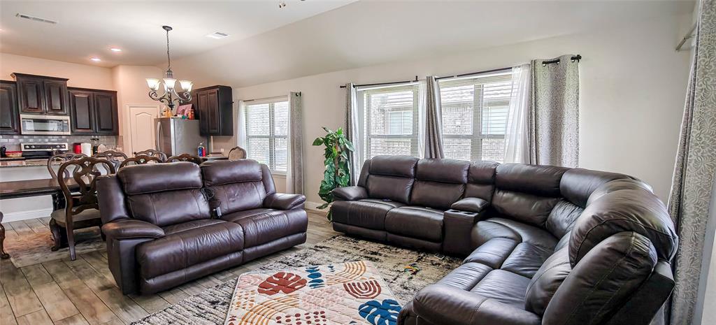 Live Oak Crk - Residential