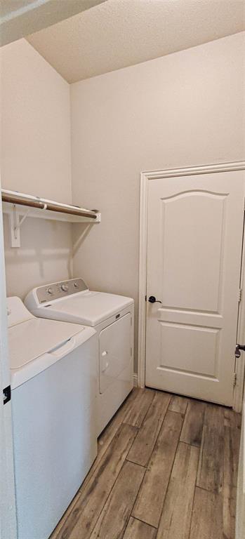 Live Oak Crk - Residential