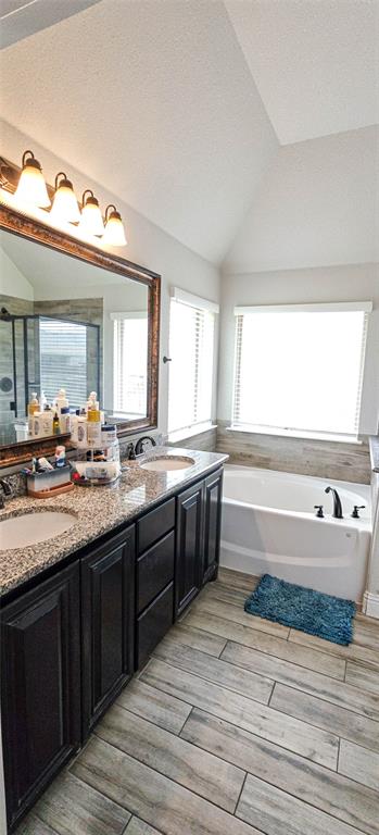 Live Oak Crk - Residential