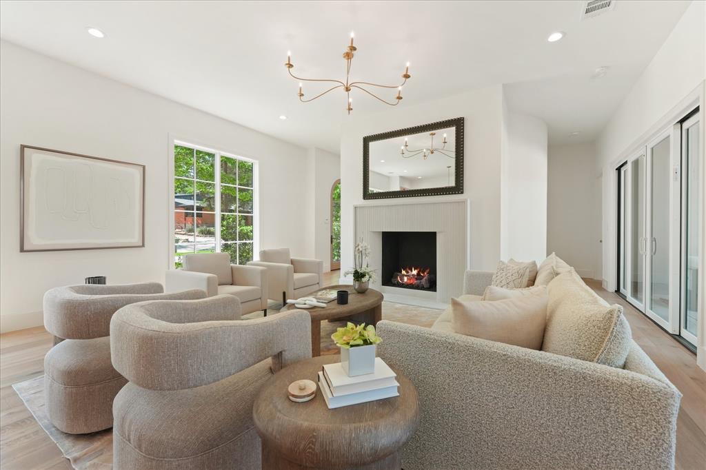 Lakeshore Hills Rev - Residential