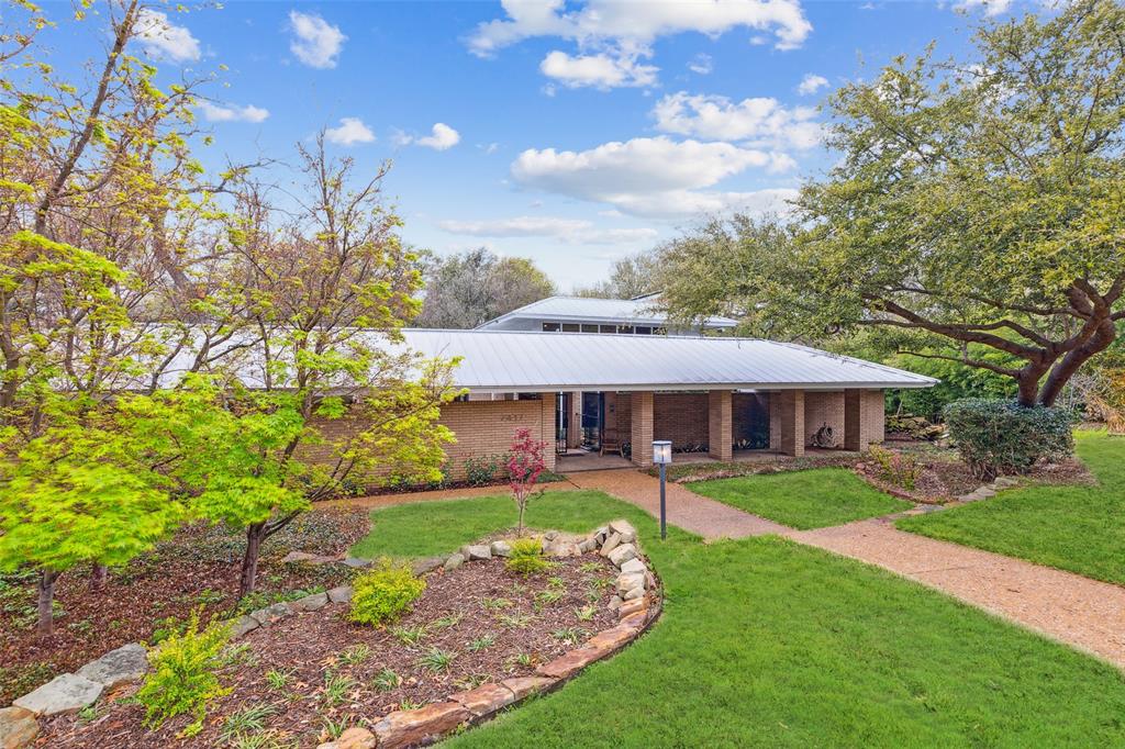 Cloisters Rev - Residential