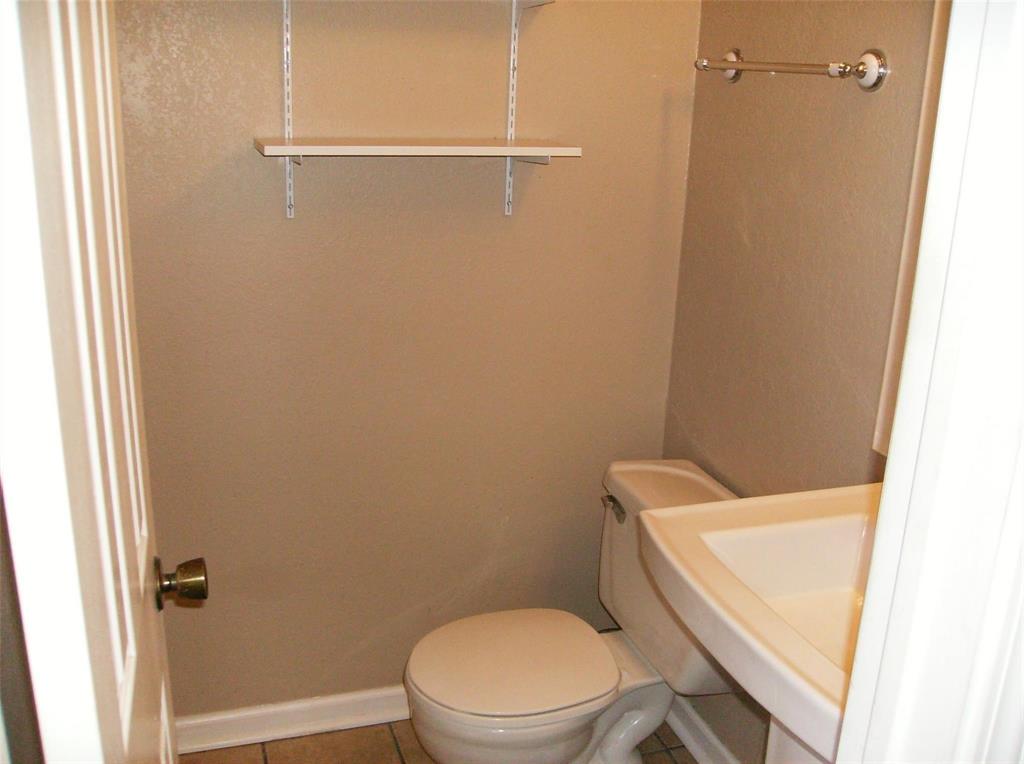 Lytle Shores South - Residential Lease