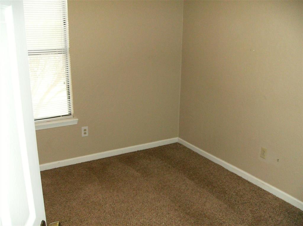 Lytle Shores South - Residential Lease