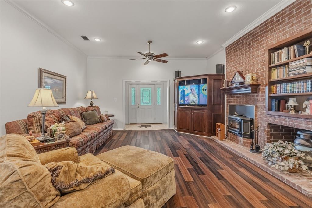 Hills Point - Residential