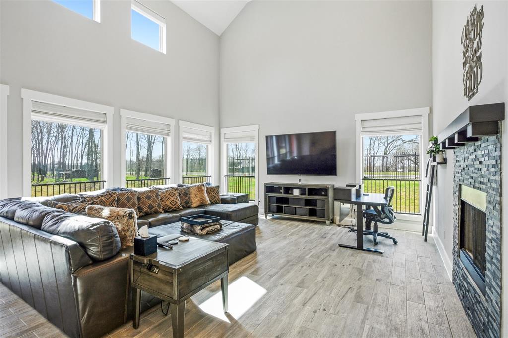 The Woods of Glen Ellen - Residential