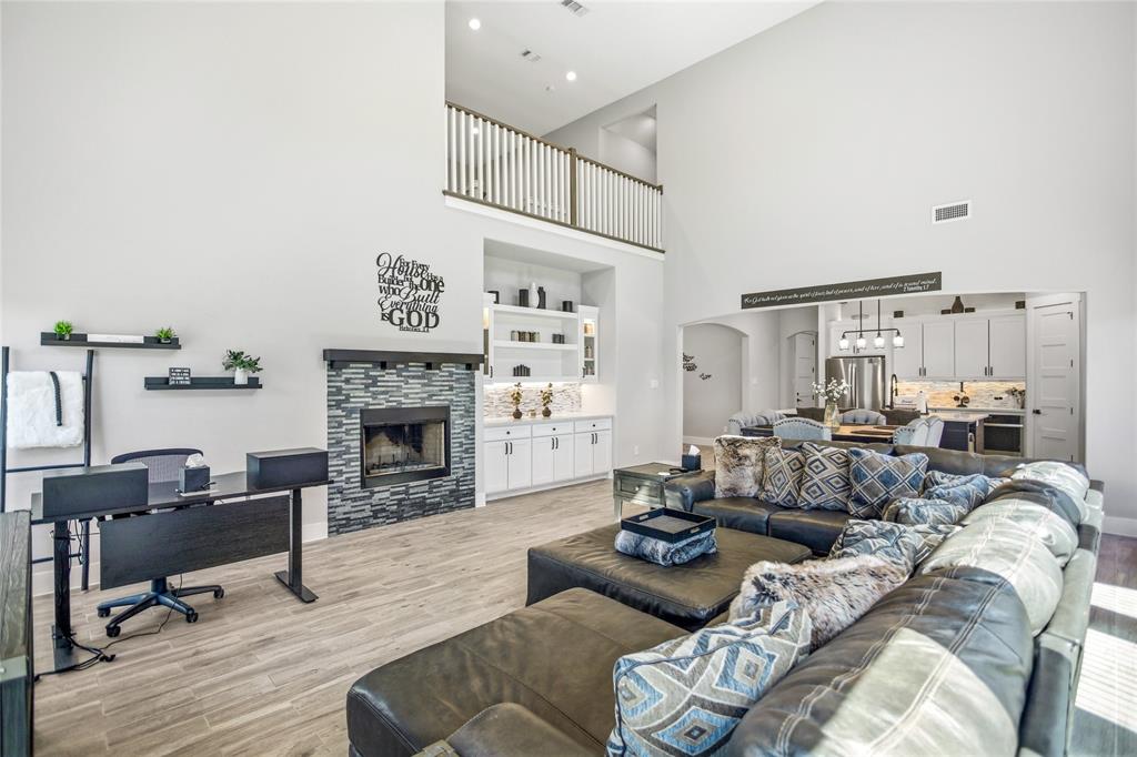 The Woods of Glen Ellen - Residential