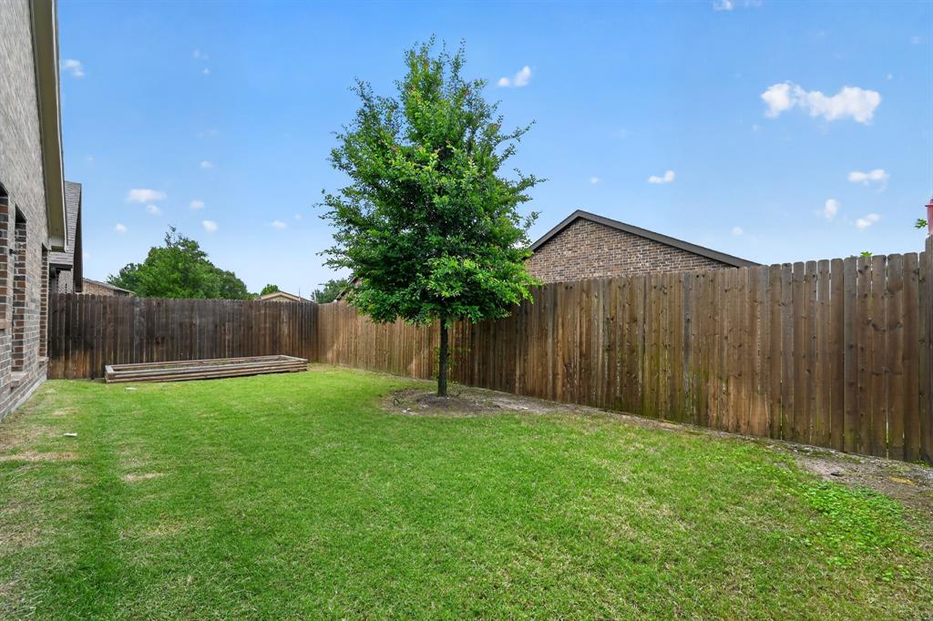 THE COVE OF HICKORY CREEK - Residential