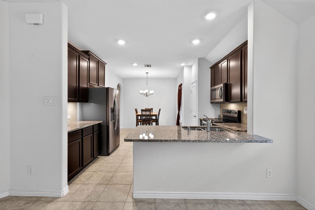 THE COVE OF HICKORY CREEK - Residential