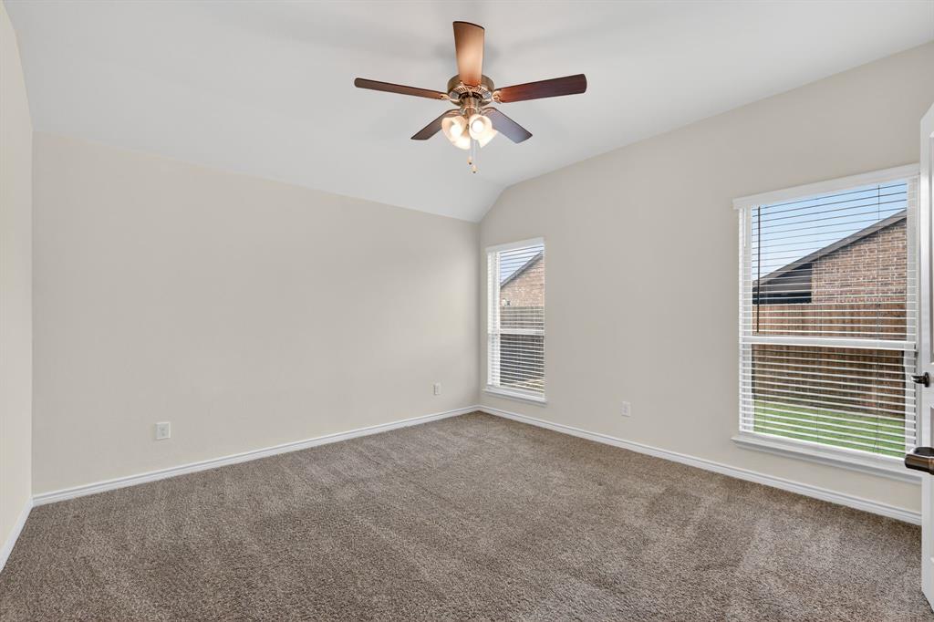 THE COVE OF HICKORY CREEK - Residential