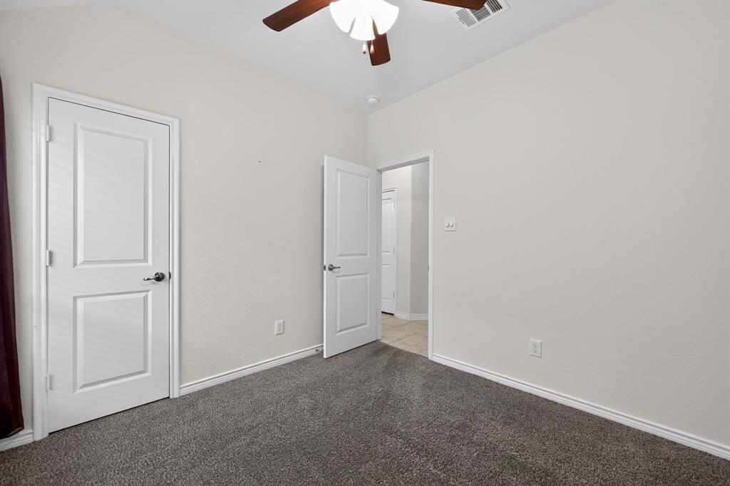 THE COVE OF HICKORY CREEK - Residential