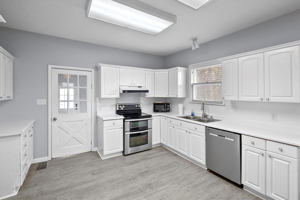J Rendon Surv Abs #1263 - Residential Lease