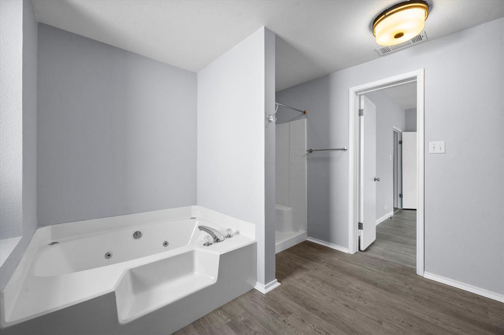 J Rendon Surv Abs #1263 - Residential Lease