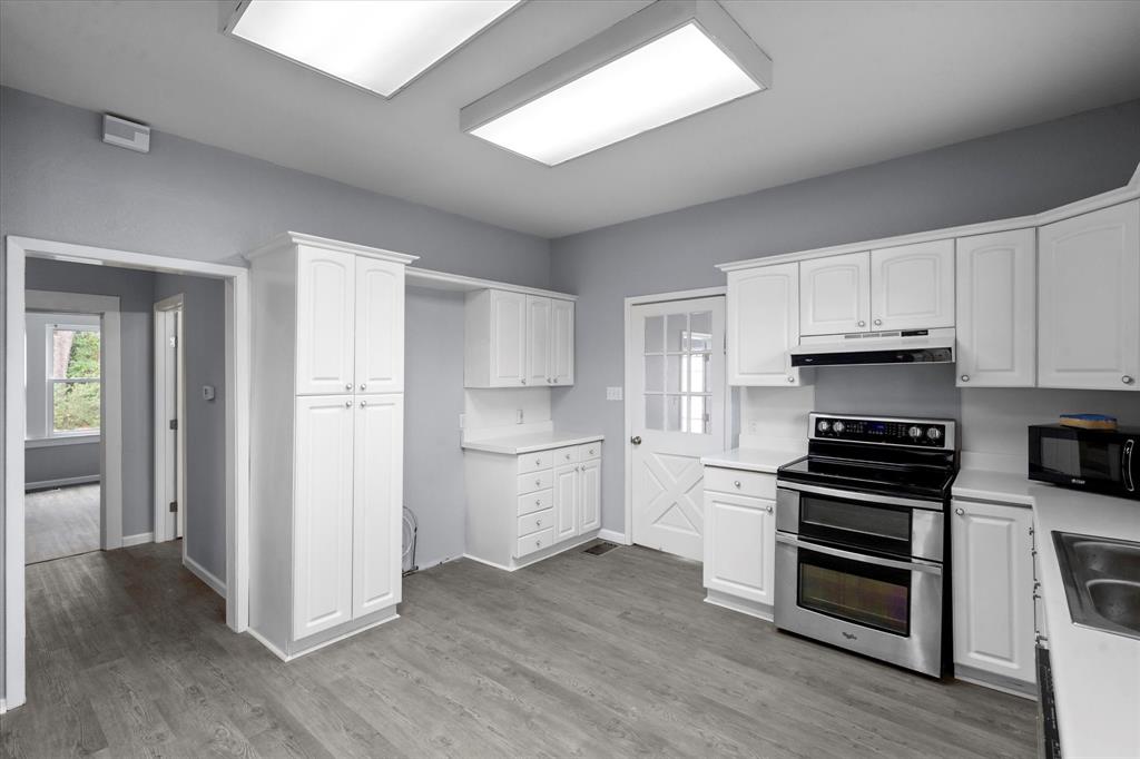 J Rendon Surv Abs #1263 - Residential Lease