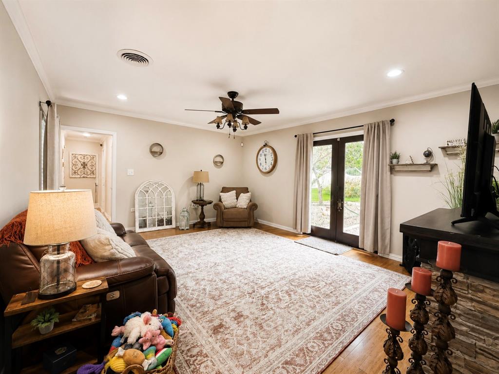 Whispering Oaks - Residential
